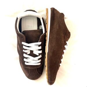 NWOT- Dolce Vita Brown Suede Lace-Up Sneakers. 
Made in Italy 🇮🇹